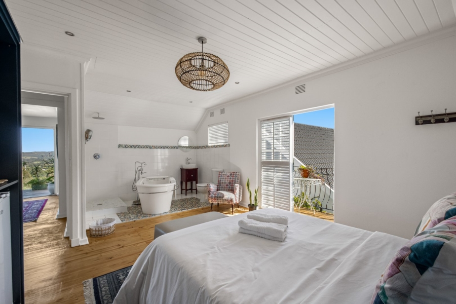 7 Bedroom Property for Sale in Old Place Western Cape